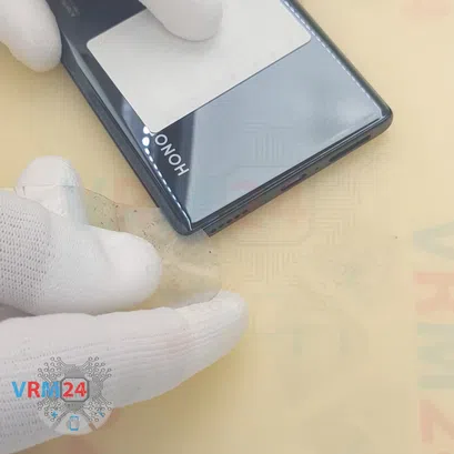 How to disassemble HONOR 70, Step 3/5