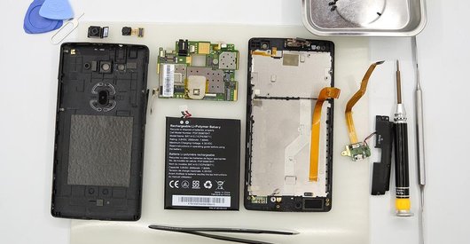 Cómo desmontar Acer Liquid E3 E380