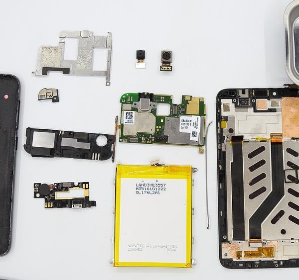 Alcatel OT Idol 2 6037Y