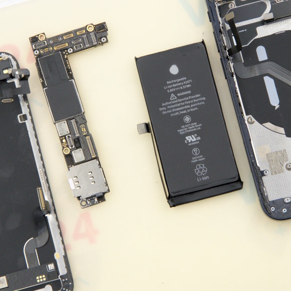 Apple iPhone 12 mini