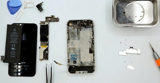 How to disassemble Apple iPhone 4