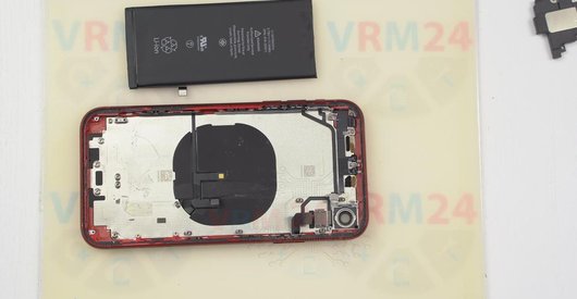 How to disassemble Apple iPhone XR