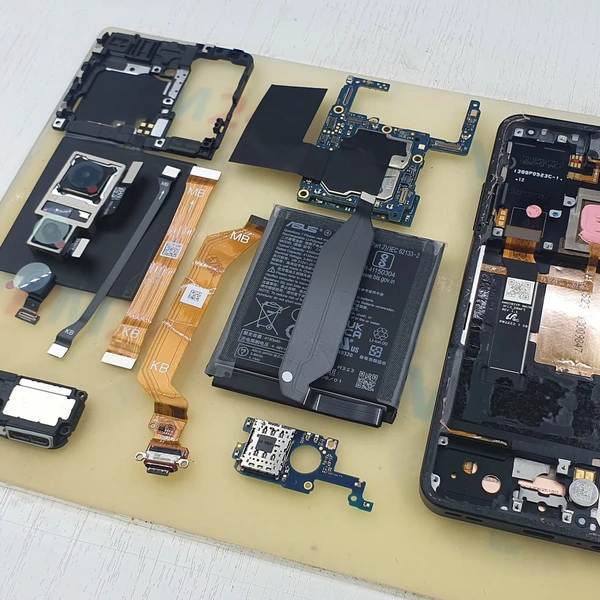Asus Zenfone 10