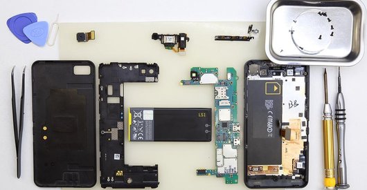 Как разобрать BlackBerry Z10