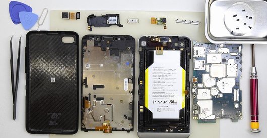 Как разобрать BlackBerry Z30