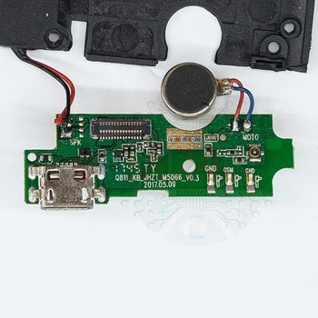DEXP_Ixion_Z150_Daughterboard_1.jpg
