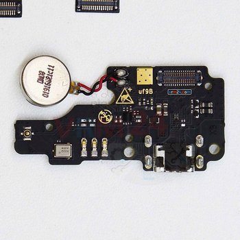 Daughterboard_1_CUsu4gx.jpg