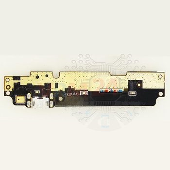 Daughterboard_2_Pbyk4HB.jpg