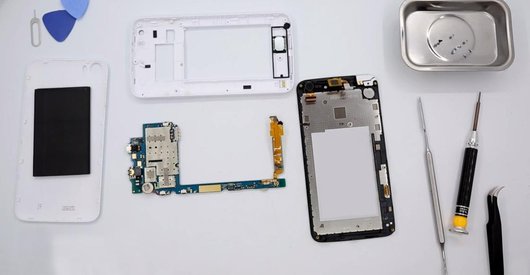 How to disassemble Explay Rio Play