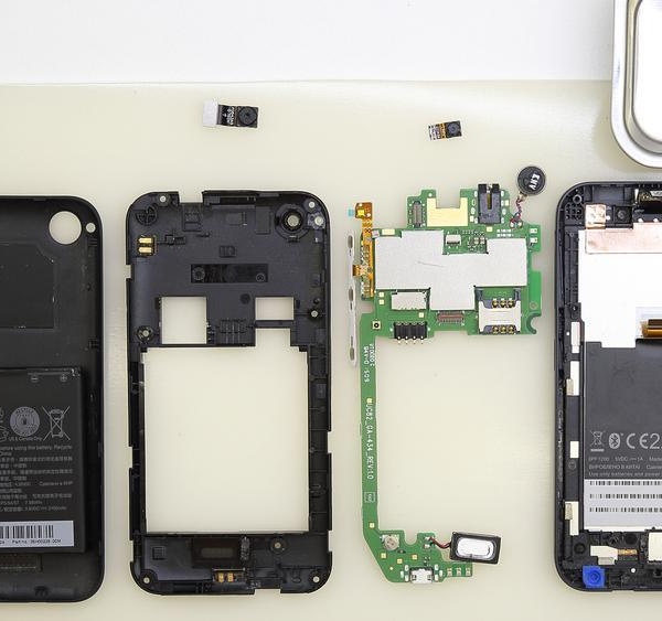 HTC Desire 320