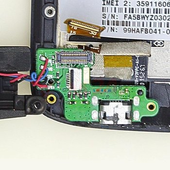 HTC_Desire_326G_Daughterboard_1.jpg
