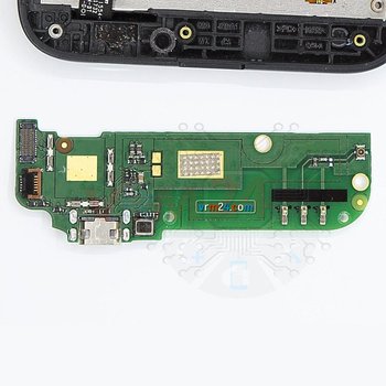 HTC_Desire_616_Daughterboard_1.jpg