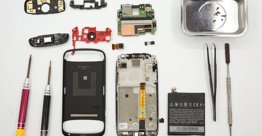 How to disassemble HTC One S