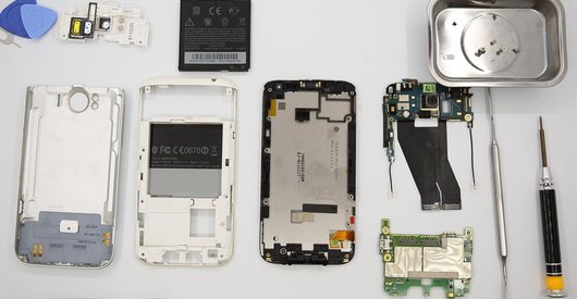 Como desmontar HTC Sensation XL por si mesmo
