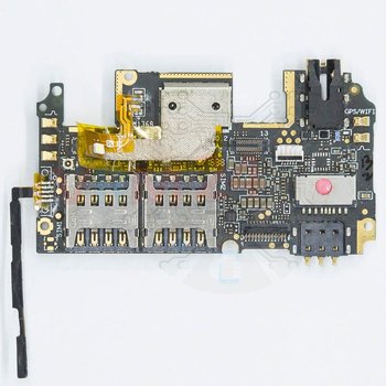 Highscreen_Easy_L_Motherboard_1.jpg