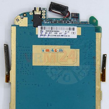 Highscreen_Spark_Motherboard_4a.jpg