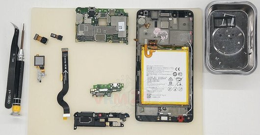 How to disassemble Huawei GR5