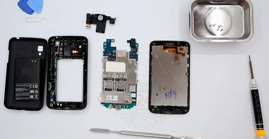 Como desmontar LG Optimus L4 II Dual E445 por si mesmo
