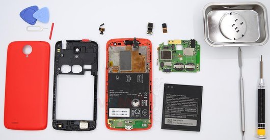 Como desmontar Lenovo S820 por si mesmo