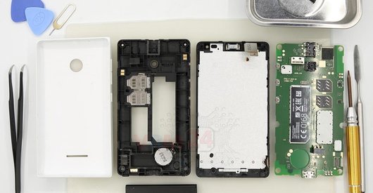 Comment démonter Microsoft Lumia 435 DS RM-1069