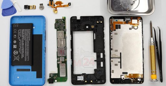 Comment démonter Microsoft Lumia 640 DS RM-1077