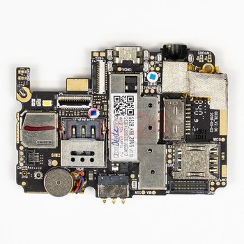 Motherboard1_dgbMVwi.jpg