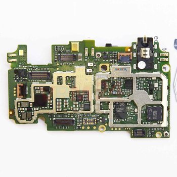 Motherboard_1_HzvLzQy.jpg