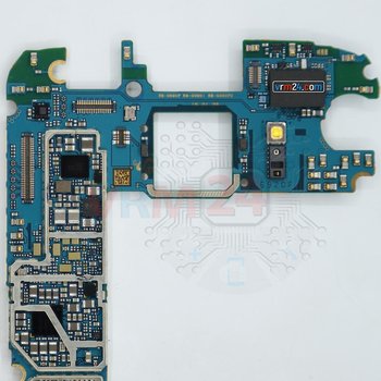 Motherboard_1_SsdxHr2.jpg