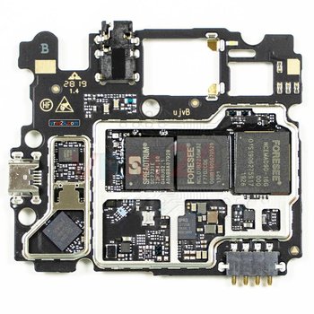 Motherboard_1_erVltSR.jpg