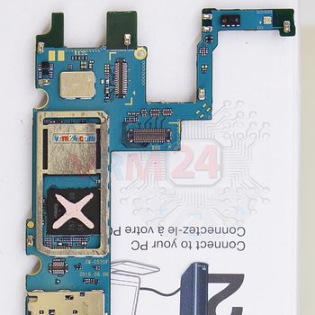 Motherboard_1_gyZR7TO.jpg
