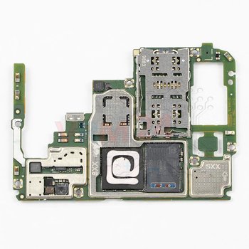 Motherboard_1_kmhxsmH.jpg
