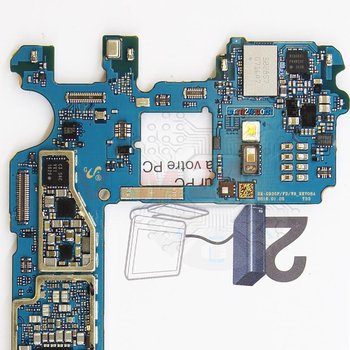 Motherboard_1_nkdowqK.jpg