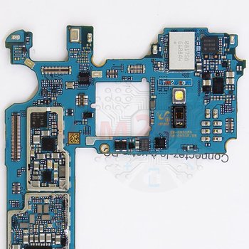 Motherboard_1_ntwsLTo.jpg