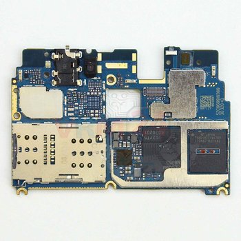 Motherboard_1_vqfiWS2.jpg