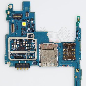 Motherboard_1_zutPagt.jpg