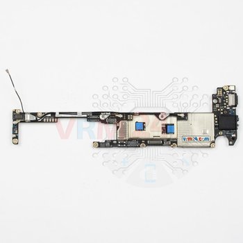 Motherboard_2_BW36QjD.jpg