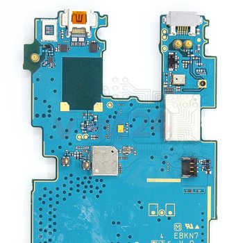 Motherboard_2_ErAuihI.jpg