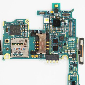 Motherboard_2_F7Ihbmw.jpg