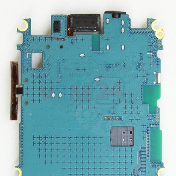 Motherboard_2_Voz04dZ.jpg