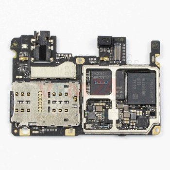 Motherboard_2_hbyjHip.jpg