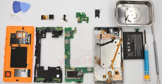 Comment démonter Nokia Lumia 930 RM-1045
