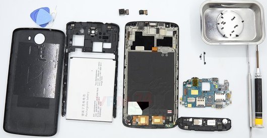 Como desmontar Philips Xenium I928 por si mesmo