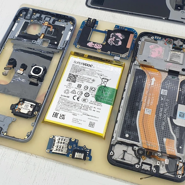 Realme 12