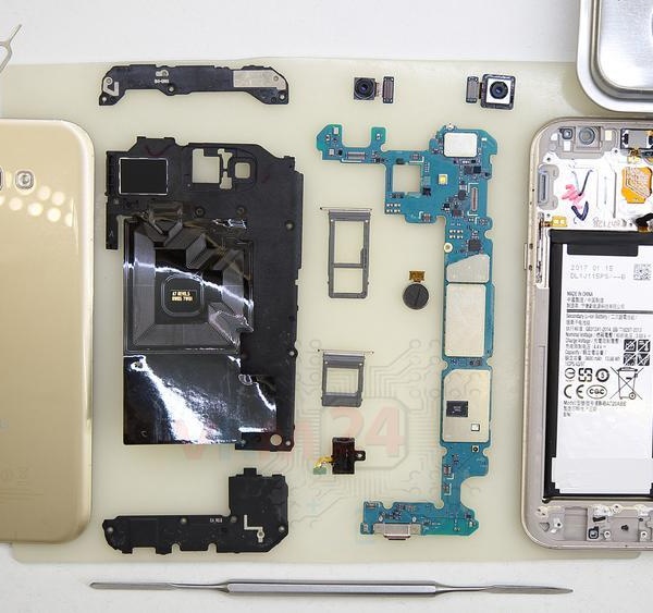 Samsung Galaxy A7 (2017) SM-A720