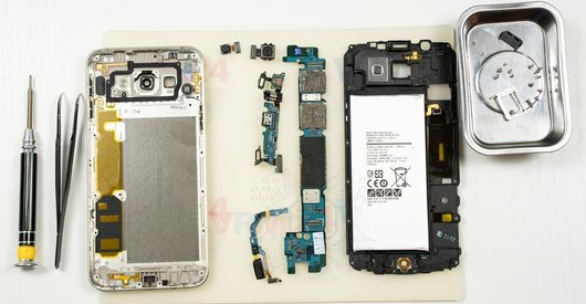 Comment démonter Samsung Galaxy A8 (2015) SM-A8000