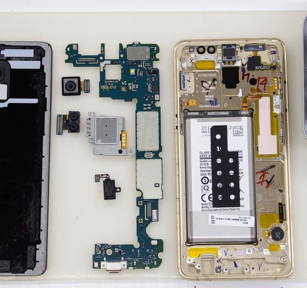 Samsung Galaxy A8 Plus (2018) SM-A730