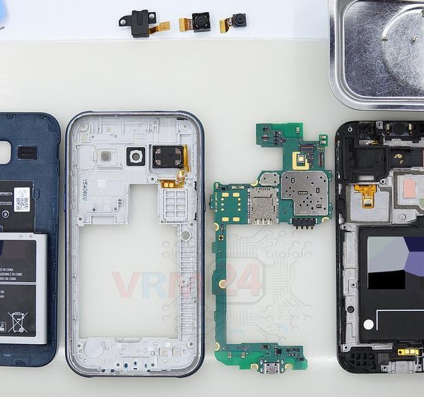 Samsung Galaxy J1 SM-J100