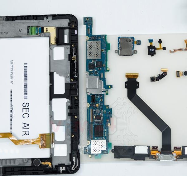Samsung Galaxy Tab 8.9'' GT-P7300