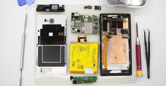 Как разобрать Sony Xperia M2