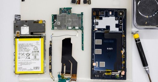 Como desmontar Sony Xperia XZ por si mesmo